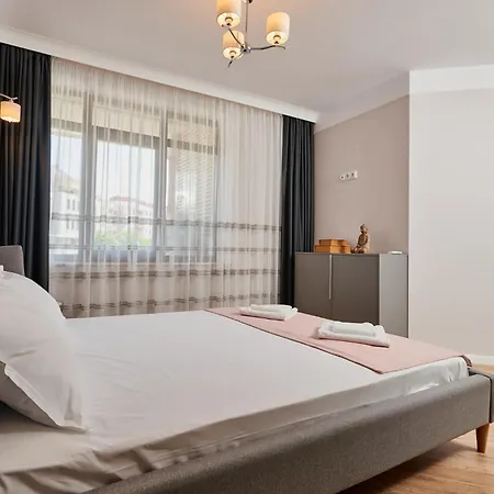 Florance Luxury In Saint Vlas *