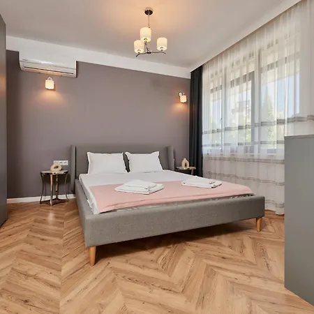 Florance Luxury In Saint Vlas