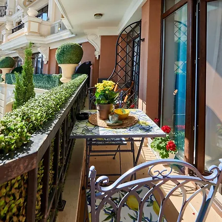 Florance Luxury In Saint Светий Влас