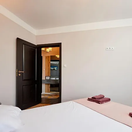 Florance Luxury In Saint Vlas Апартамент *