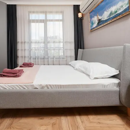 Florance Luxury In Saint Vlas *