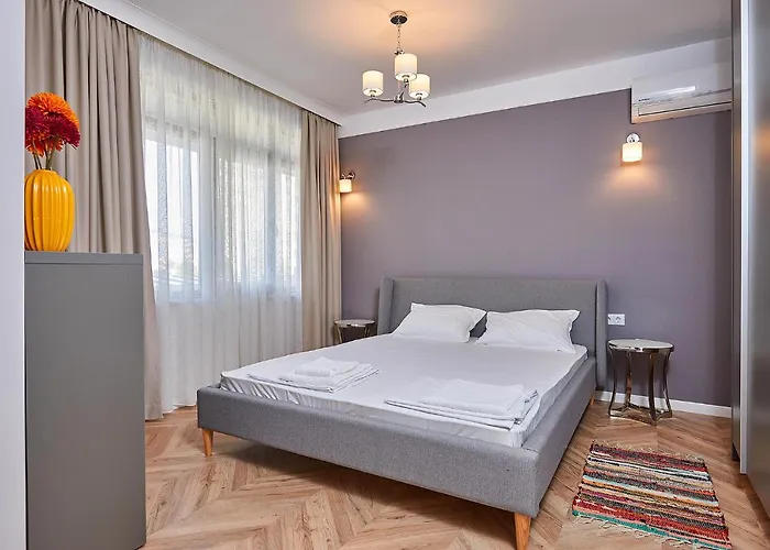 Florance Luxury In Saint *